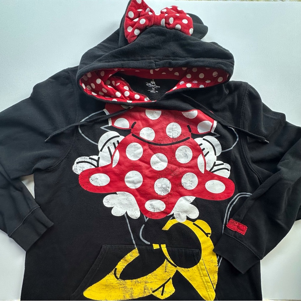 Disney Parks Minnie‎ Mouse long sleeve pullover hoodie women’s 1x graphic print